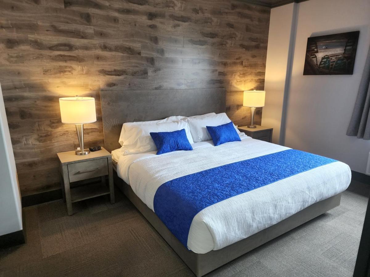 Razoolies Inn Стивенвилл Номер фото