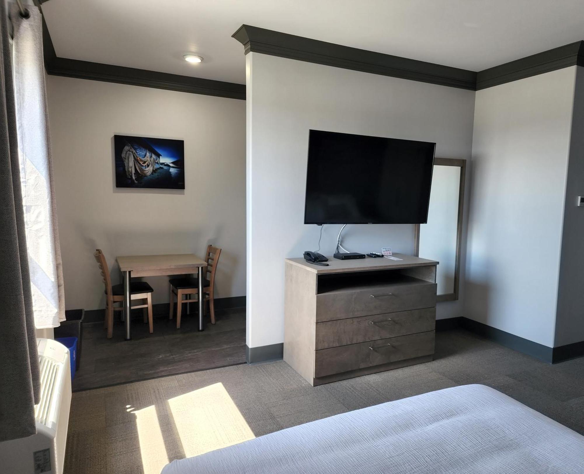 Razoolies Inn Стивенвилл Номер фото